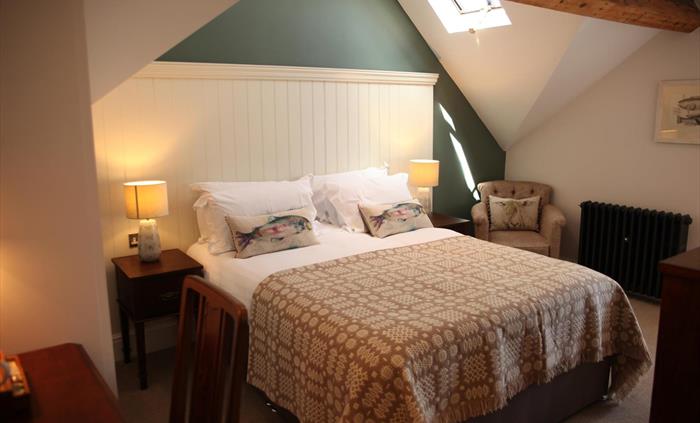 Stay at the Erskine Arms